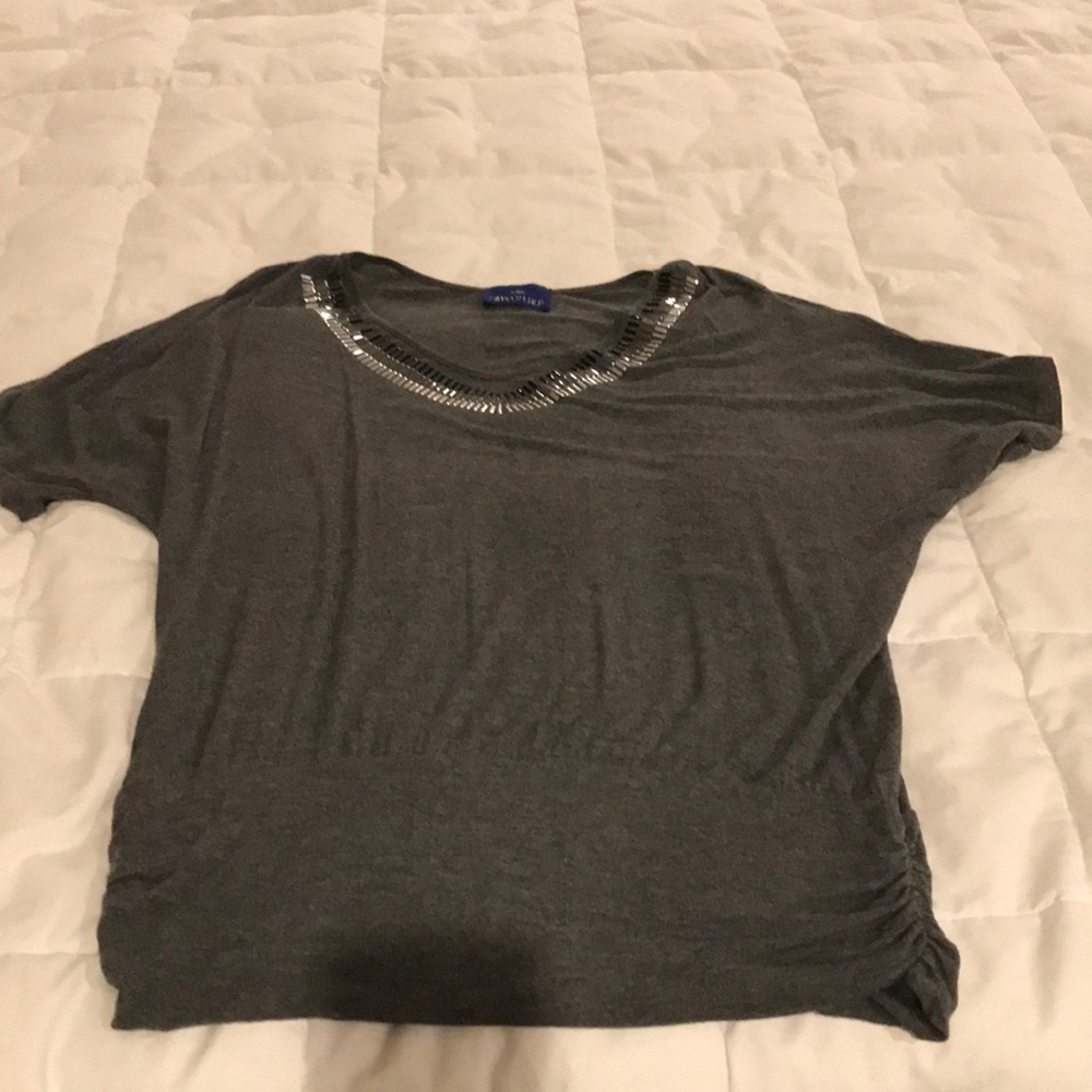 Simply Lala bedazzled short sleeve